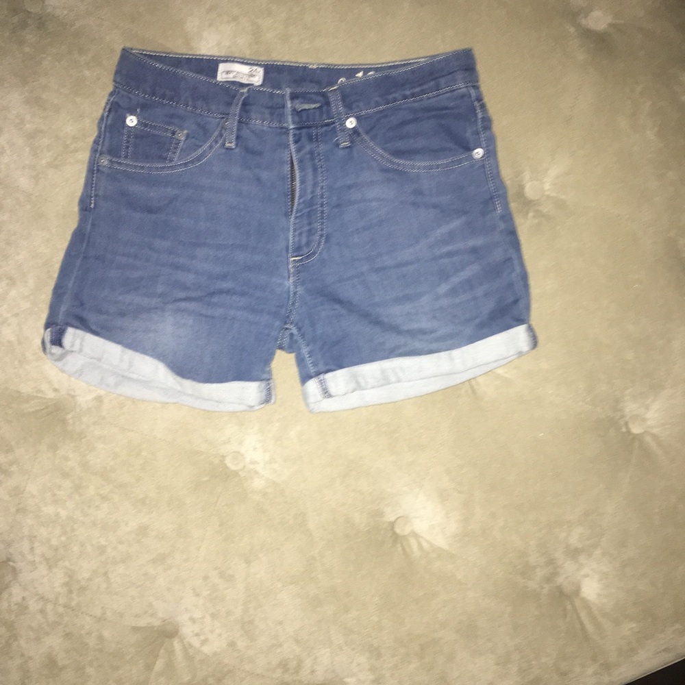 Denim GAP shorts